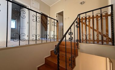 Casa en venta c/ estacionamiento en Huertos Familiares