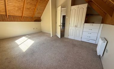 Casa en venta c/ estacionamiento en Huertos Familiares