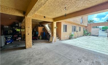 Propiedad con 4 departamentos en venta en Cuernavaca