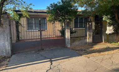 Amplia Casa Céntrica en San Vicente de T T.