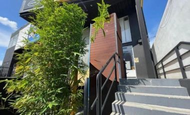 VENTA / RENTA EDIFICIO EN JURIQUILLA