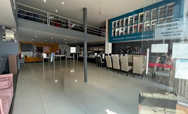 VENTA / RENTA EDIFICIO EN JURIQUILLA