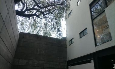 VENTA / RENTA EDIFICIO EN CORREGIDORA