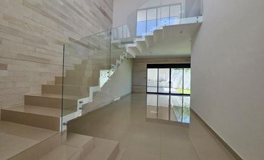 CASA EN VENTA EN LOS VIÑEDOS EN TORREON, COAHUILA.