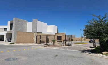 CASA EN VENTA EN LOS VIÑEDOS EN TORREON, COAHUILA.