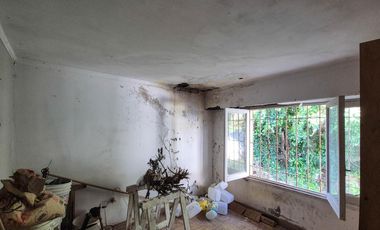 Casa a reciclar en Punta Mogotes lote de 382 m2