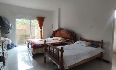 Amplia casa de 4 dormitorios en Montecristi, cerca del Hospital del IESS