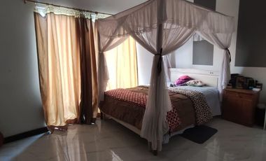 Amplia casa de 4 dormitorios en Montecristi, cerca del Hospital del IESS