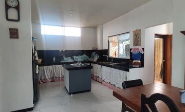 Amplia casa de 4 dormitorios en Montecristi, cerca del Hospital del IESS