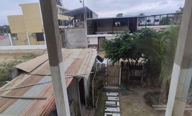 Amplia casa de 4 dormitorios en Montecristi, cerca del Hospital del IESS