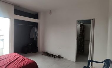 Amplia casa de 4 dormitorios en Montecristi, cerca del Hospital del IESS