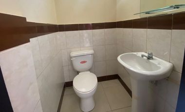 Cómoda casa en Monterrey, cerca del hospital del IESS