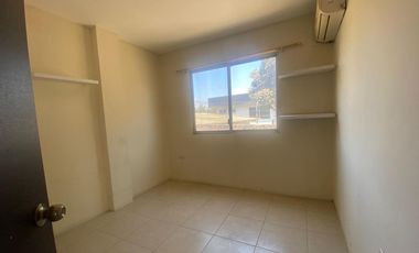 Cómoda casa en Monterrey, cerca del hospital del IESS