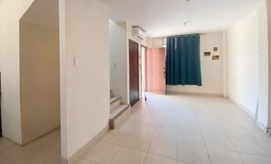 Cómoda casa en Monterrey, cerca del hospital del IESS