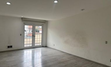 Venta de casa en Los Robles, Lerma Estado de México