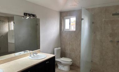 Venta de casa en Los Robles, Lerma Estado de México