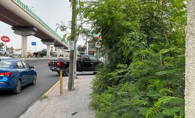 Terreno en Renta – Av. Universidad, Monterrey, N.L.