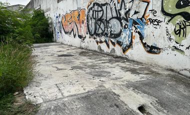 Terreno en Renta – Av. Universidad, Monterrey, N.L.