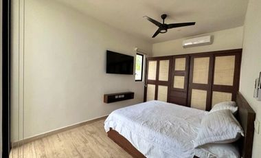 CASA EN VENTA PRIVADA PARQUE CENTRAL, al Norte de la ciudad de Mérida, Yucatán