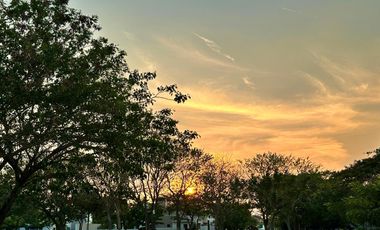 CASA EN VENTA PRIVADA PARQUE CENTRAL, al Norte de la ciudad de Mérida, Yucatán