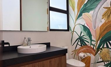 CASA EN VENTA PRIVADA PARQUE CENTRAL, al Norte de la ciudad de Mérida, Yucatán