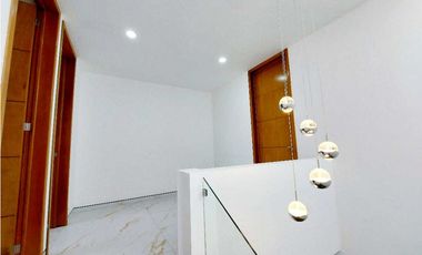 Venta Casa Fracc. Vilanova (SUR) Rancho Santa Mónica