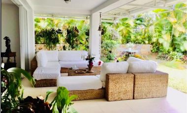 CASA CON VISTA AL LAGO Y ZONA VERDE EN PANCE