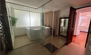 Casa en Renta amoblada en el Poblado San Lucas