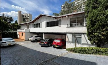 Casa en Renta amoblada en el Poblado San Lucas
