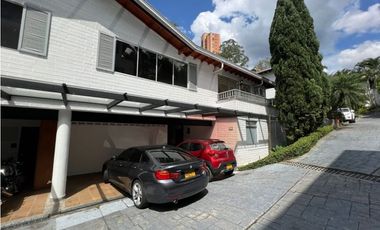Casa en Renta amoblada en el Poblado San Lucas