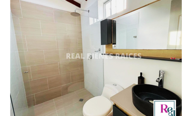 Casa en venta en unidad abierta – $700 Millones