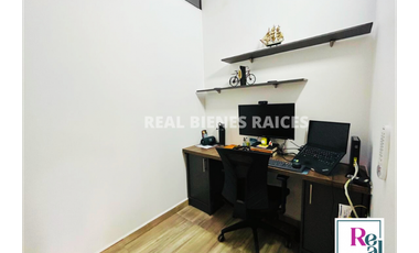 Casa en venta en unidad abierta – $700 Millones