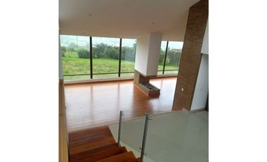 Vendo Casa Campestre en Yerbabuena, Sopó.