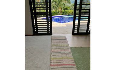 SE ARRIENDA X NOCHE CASA EN VILLETA