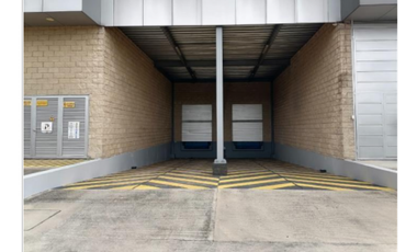 Arriendo Bodega Industrial  – Cota