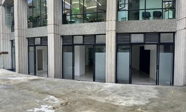 SE ARRIENDA LOCAL COMERCIAL POBLADO