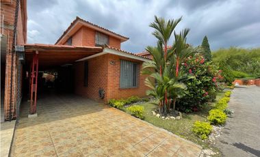 Venta Casa Sur De Cali, Vía Jamundí. Hacienda El Castillo.