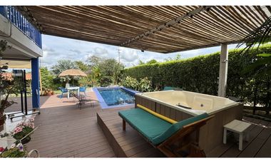 VENTA DE FINCA EN MONTENEGRO QUINDO