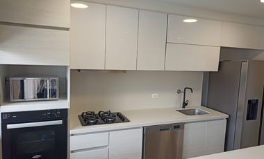 Espectacular Apartamento Sexto Piso En Venta En El Poblado (Sector Lalinde).