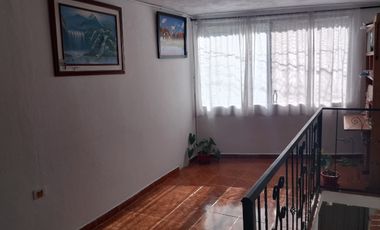 Casa En Venta En El Sector La Floresta De Pasto, Con Area De 170 M2, Dos Pisos Independientes.