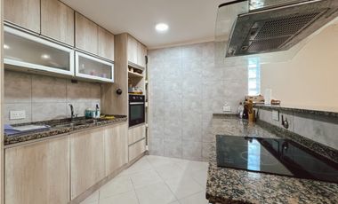 VENTA HERMOSA CASA 3/4 DORMITORIOS