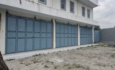 Ruko Gandeng 4 Di Pinggir Jalan Propinsi Cillegon Serang Banten