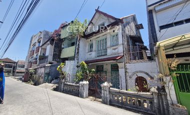 Rumah Tua Ada Akses 2 Jalan Di Kawasan Pecinan Kota Makassar