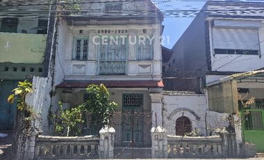 Rumah Tua Ada Akses 2 Jalan Di Kawasan Pecinan Kota Makassar