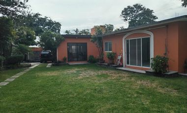 Departamento  en Lomas de Cuernavaca Temixco - CRB-1289-De