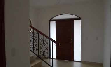 VENTA DE CASA EN ESQUINA EL DORAL - MODELO MIRANDA 351M2 JP