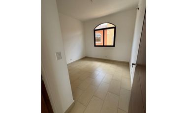 VENTA DE CASA EN ESQUINA EL DORAL - MODELO MIRANDA 351M2 JP