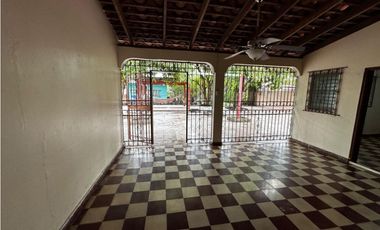 VENDO CASA RESIDENCIAL EN LA VILLA DE LOS SANTOS 200M2 JP