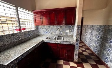 VENDO CASA RESIDENCIAL EN LA VILLA DE LOS SANTOS 200M2 JP