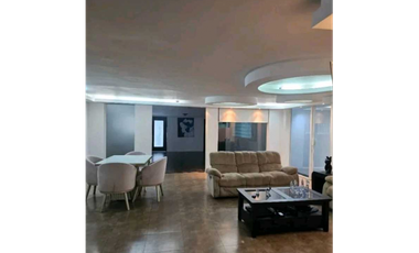 CASA  EN OBARRIO PARA USO COMERCIAL /RESIDENCIAL 420M2